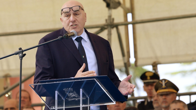 Ministrul Apararii de la Roma critica afirmatiile lui Macron privind trupe in Ucraina: La un conflict, Italia ar avea de pierdut Imagine