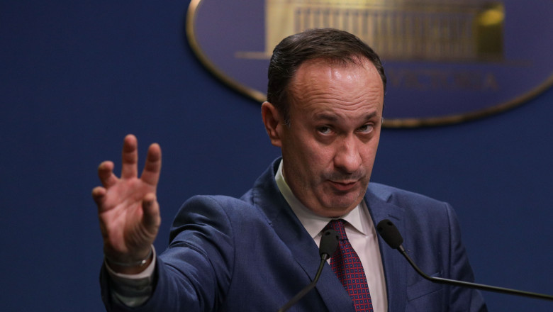 Ministrul Caciu sustine ca nu sunt atat de multi bugetari pe cat se crede Imagine