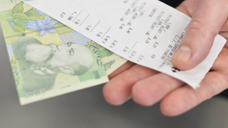 Ministrul de Finante: Cumparatorii vor putea reclama magazinele care nu emit bonuri fiscale la un Telverde Imagine