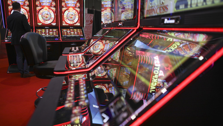 Ministrul Economiei, despre reducerea impozitului pe jocuri de noroc de la 10% la 4%: „Vedem maine, nu este subiectul inchis” Imagine