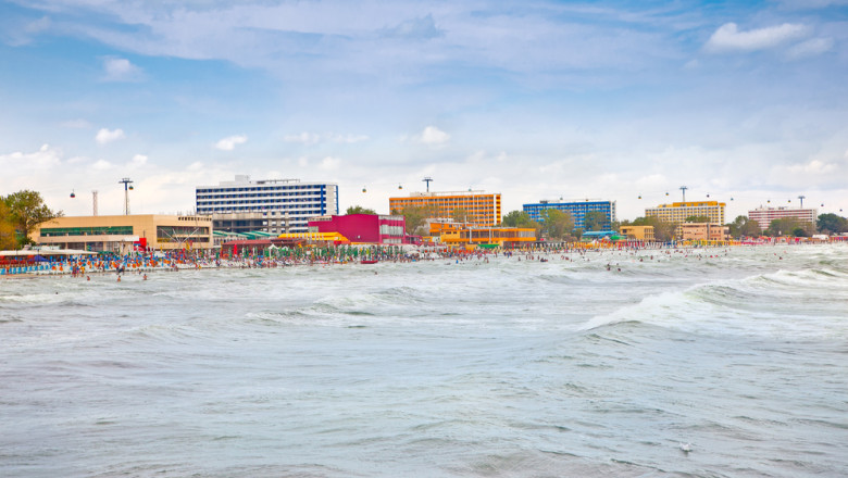 Ministrul Economiei: Mamaia nu mai are acelasi nisip si intrarea lina. Sunt solutii, sper ca Apele Romane sa se doteze cu utilaje Imagine