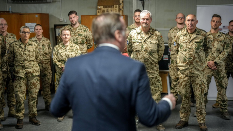 Ministrul german al Apararii: „Daca Putin ataca, trebuie sa fim capabili sa purtam un razboi” Imagine