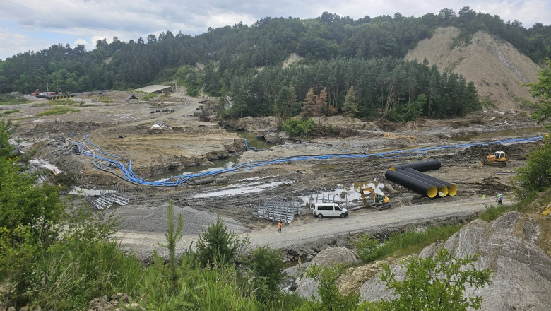 Ministrul Mediului, la Salina Praid: „O zona care ar fi trebuit sa fie un furnicar pentru a se termina la timp lucrarile pare parasita” Imagine