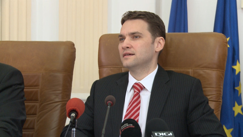 Ministrul Transporturilor vine cu promisiuni: Guvernul va da 55 de milioane de euro pentru tronsonul de autostrada Suplacu de Barcau-Bors Imagine