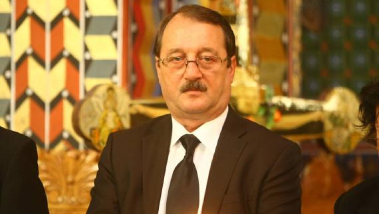 Mircea Basescu a ajuns in arest. A fost retinut de DNA pentru trafic de influenta. Reactia Presedintiei Imagine