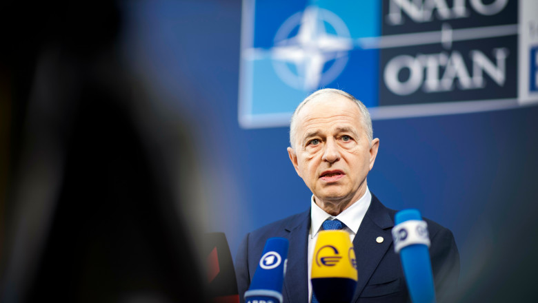 Mircea Geoana: „NATO isi intensifica sprijinul pentru partenerii aflati in pericol din cauza agresiunii rusesti” Imagine