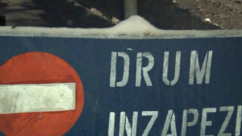 Misiune de salvare la Ranca. Drumarii si salvamontistii au intervenit pentru o persoana cu probleme cardiace Imagine