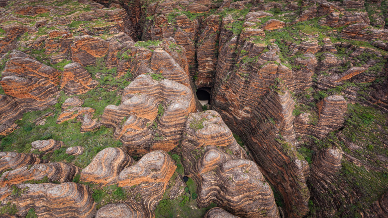 Misterele turnurilor Bungle Bungles: Locul unde au fost descoperite cele mai vechi forme de viata de pe Pamant Imagine
