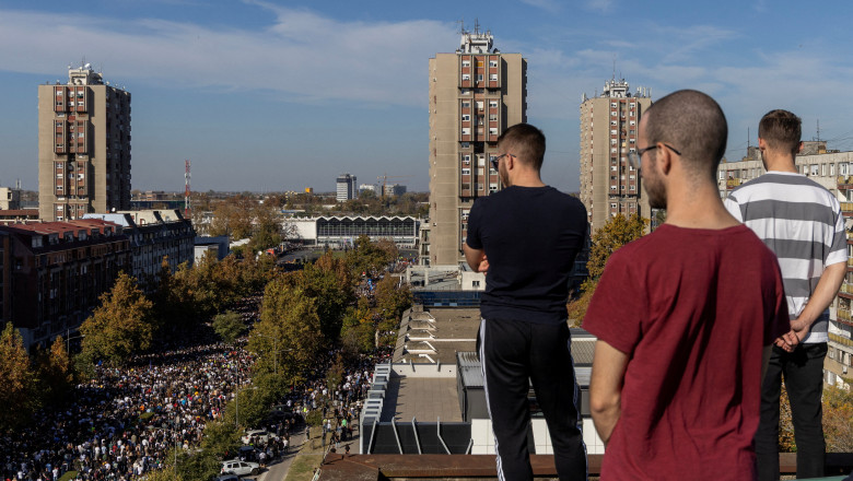Miting cu zeci de mii de participanti, in Serbia, pentru comemorarea tragediei de la Novi Sad Imagine