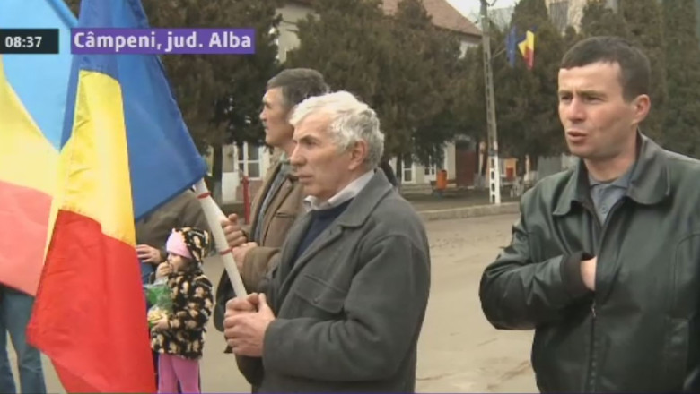 Miting impotriva exploatarii cu cianuri Imagine