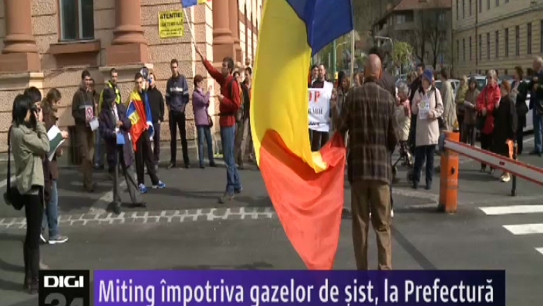 Miting impotriva gazelor de sist, la Prefectura  Imagine