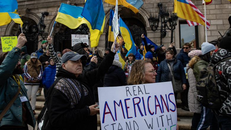 Miting pro-Ucraina organizat in Boston cu ocazia implinirii a trei ani de la declansarea razboiului Imagine