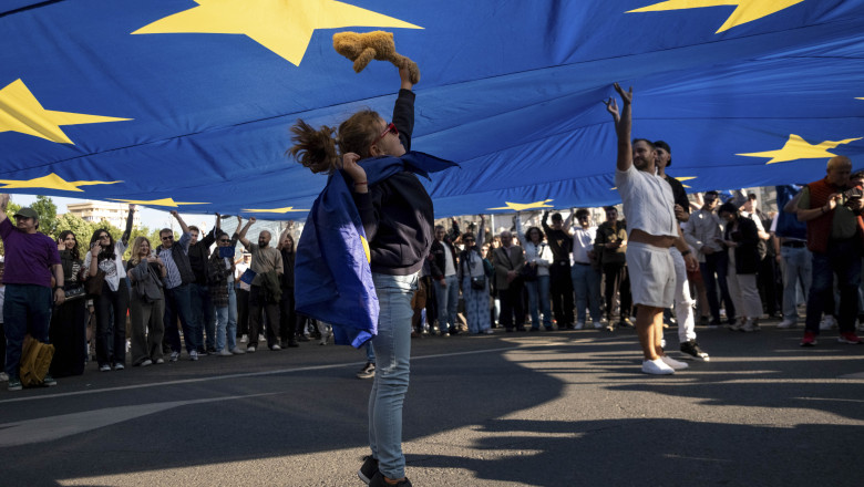 Mitingul pro-Europa din Piata Victoriei, programat in ziua alegerilor, anulat. „Nu vrem sa fim folositi de masinaria de dezinformare” Imagine