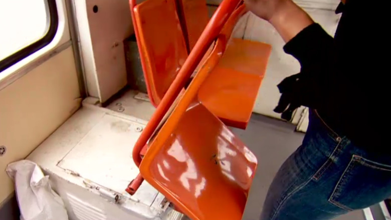 Mizerie si mijloace de transport distruse, dar Primaria cumpara uniforme noi pentru controlorii STB: „Meritati un transport civilizat” Imagine