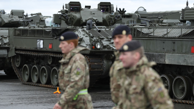Mobilizare uriasa a trupelor NATO in Europa. Marea Britanie trimite 20.000 de militari, nave de razboi si avioane de lupta Imagine