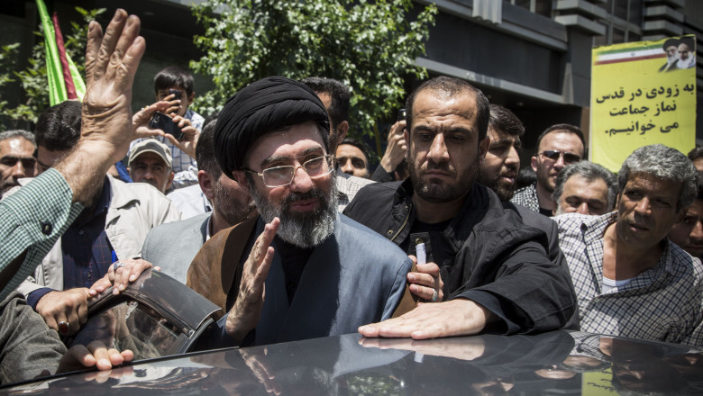 Mojtaba Khamenei sustine ca SUA si Israelul incearca sa ingenuncheze Iranul pentru „a-si ascunde infrangerile militare”