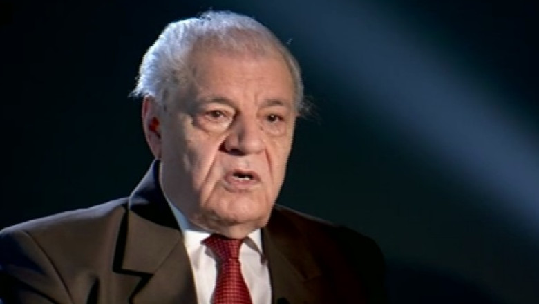 Momentul 12 ianuarie 1990 - conflict la varful CFSN. Un interviu cu Dumitru Mazilu Imagine