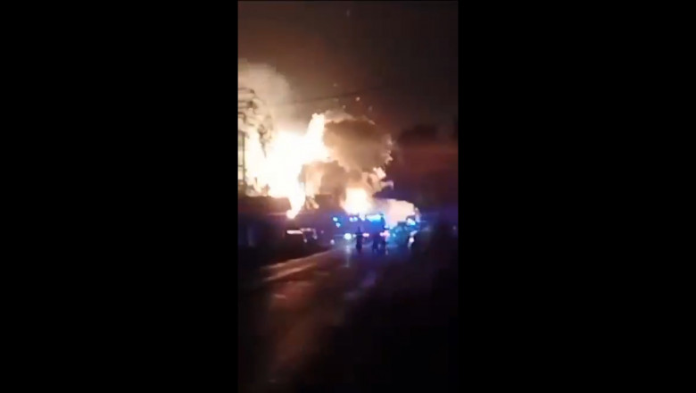 Momentul celei de-a doua explozii uriase de la statia GPL din Crevedia Imagine