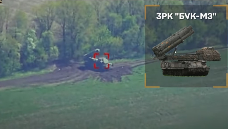 Momentul in care fortele ucrainene distrug un lansator rus Buk-M3 in valoare de 45 de milioane de dolari, intr-un atac de precizie Imagine