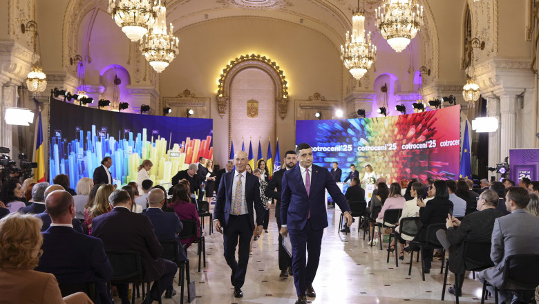 Momentul in care George Simion paraseste dezbaterea prezidentiala organizata de Digi24 Imagine