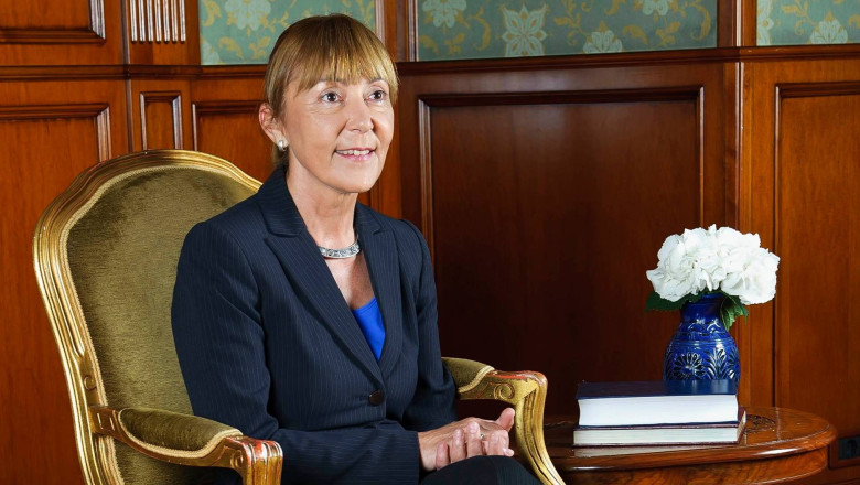 Monica Macovei ii cere lui Traian Basescu organizarea unui referendum pe tema imunitatii parlamentarilor Imagine