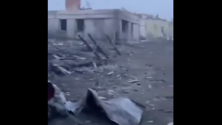 Moscova a recunoscut ca a bombardat din greseala un sat din vestul Rusiei. Imagini din localitatea distrusa Imagine