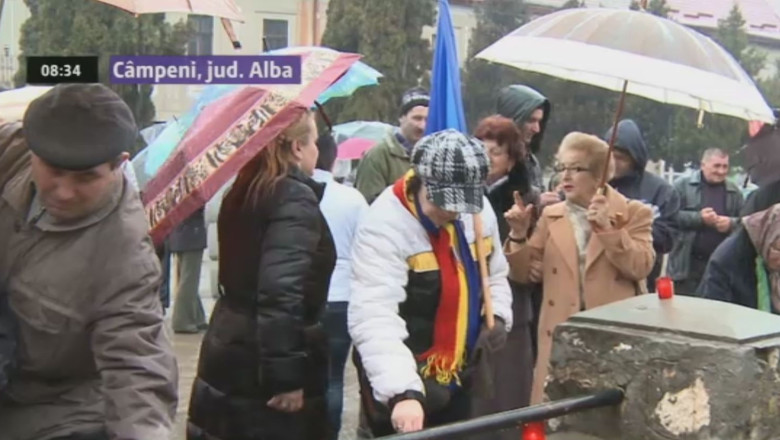 Motii, din nou in strada Imagine