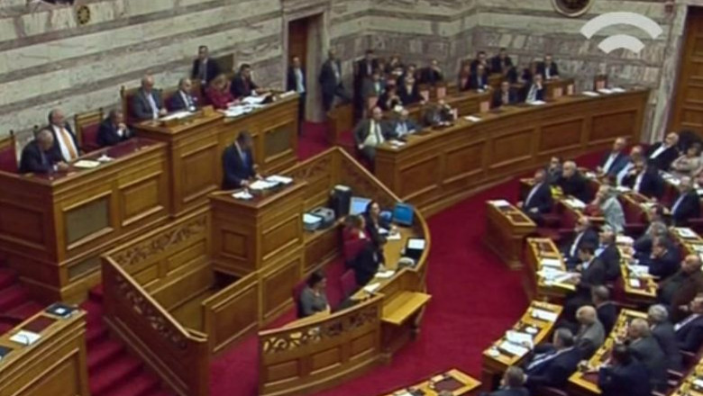 Motiune de cenzura in Grecia. Guvernul a trecut de un vot de neincredere cerut de stanga radicala Imagine