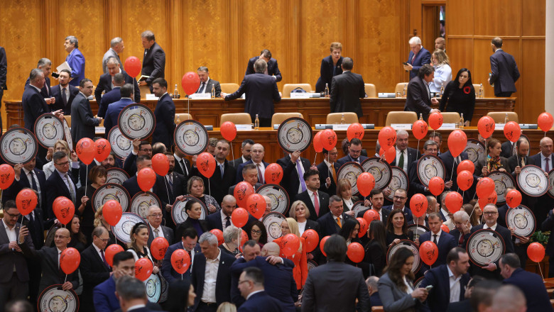 Motiunea de cenzura a picat la vot, Guvernul Ciolacu ramane in functie. „A fost o sarada politica. O sa imi vad mai departe de treaba” Imagine