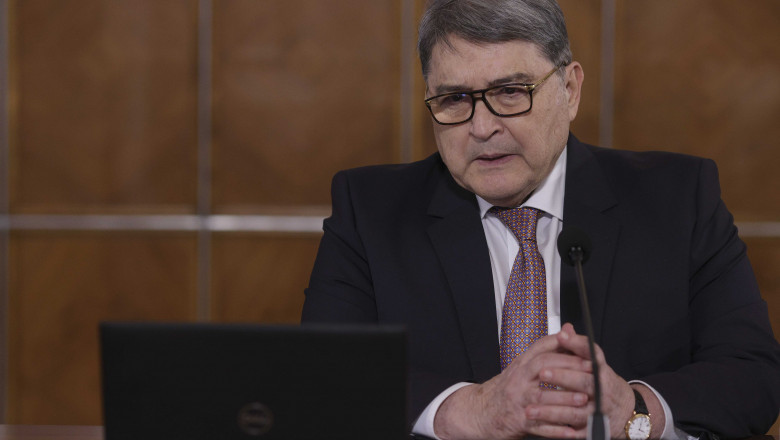 Motiunea simpla AUR-POT, impotriva ministrului de Externe Emil Hurezeanu, dezbatuta azi in plenul Camerei Deputatilor. Votul, miercuri Imagine