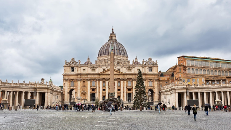 Motivele pentru care Rusia nu vrea ca negocierile de pace cu Ucraina sa aiba loc la Vatican Imagine