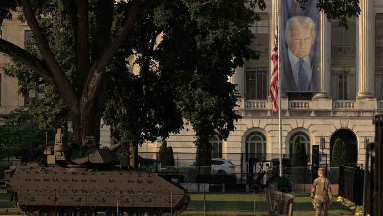 Motivul din cauza caruia parada militara a lui Donald Trump ar putea fi anulata: „Multimea ar fi pusa in pericol” Imagine