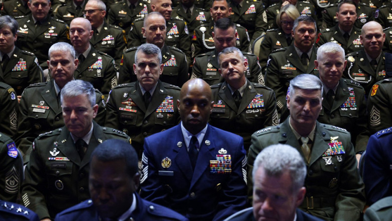 Motivul neverosimil pentru care Donald Trump ar concedia generali ai armatei americane Imagine