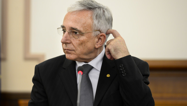 Mugur Isarescu a uitat de un credit luat in 2006 Imagine