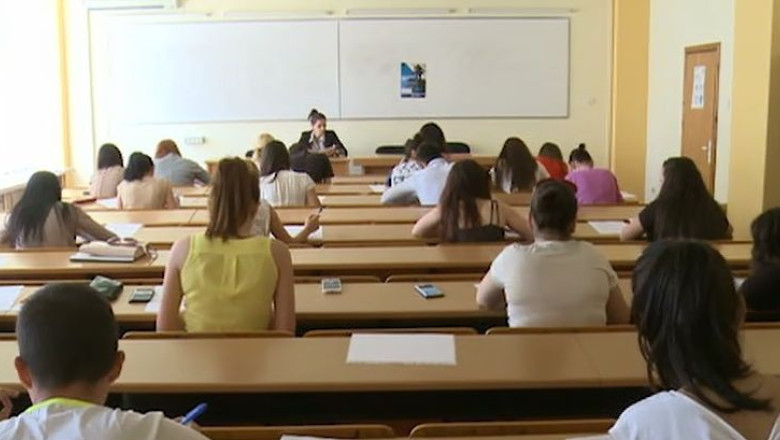 Multe posturi vacante in universitatile timisorene. Insa chiar e lipsa de personal? Imagine