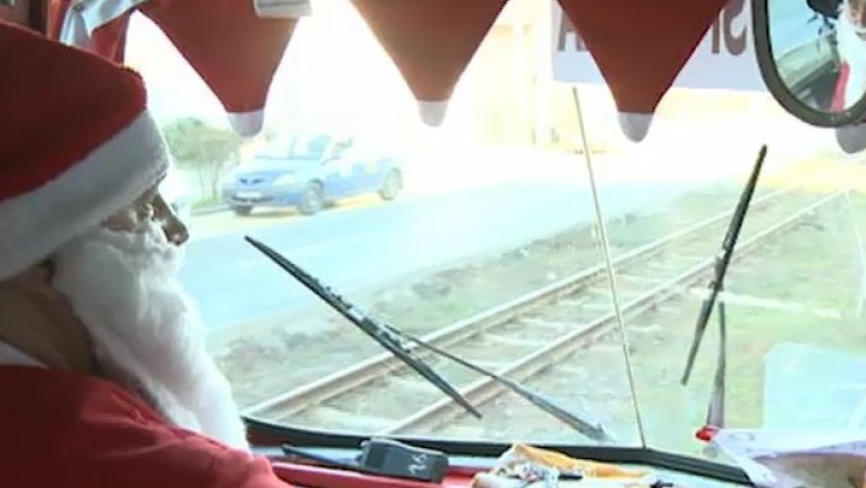 Munca, darul de Craciun! Alaturi de cei aflati de serviciu  Imagine