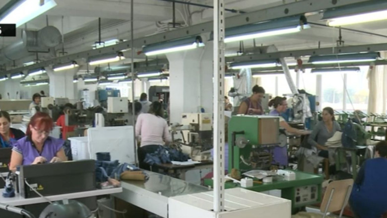 Munca, taxata scump in Romania. Jumatate din salariu merge la stat sub forma de taxe Imagine