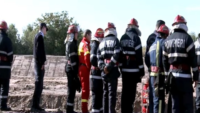 Muncitori prinsi sub pamant la Oradea. Doi au murit, unul a fost salvat Imagine