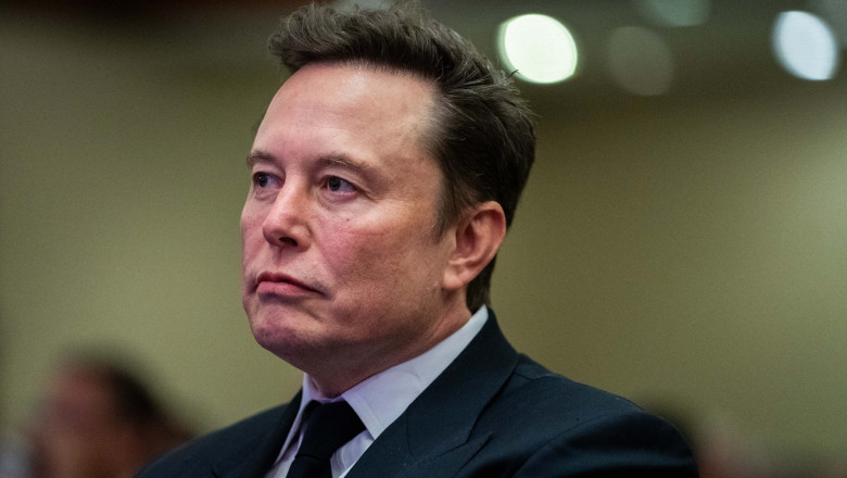 Musk promite sa faca ordine si in sistemul de control al traficului aerian din SUA Imagine