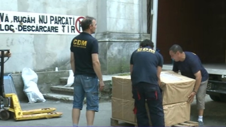 Muzeul Literaturii Romane zace in cutii. La Casa Presei Imagine