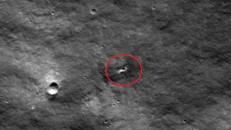 NASA a publicat imagini cu craterul facut pe Luna de sonda prabusita a rusilor. Luna-25 a ratat cu 400 de km locul de aterizare Imagine