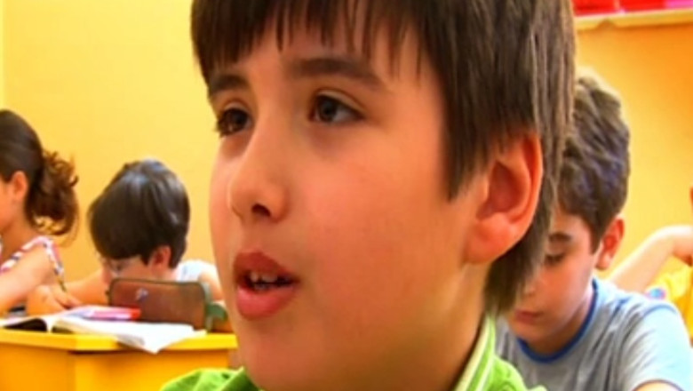 NASCUT IN ROMANIA. Posibilitatile financiare ale familiei influenteaza decisiv educatia copiilor Imagine