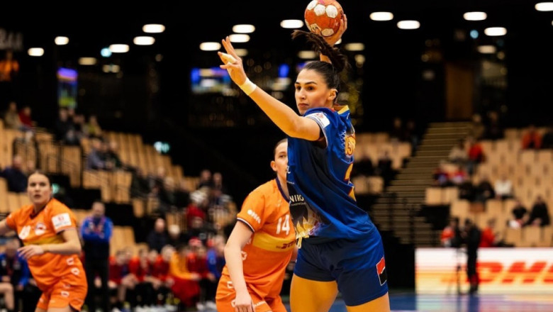 Nationala de handbal feminin a Romaniei, invinsa la scor de Olanda, cu cateva zile inaintea debutului la Campionatul European Imagine