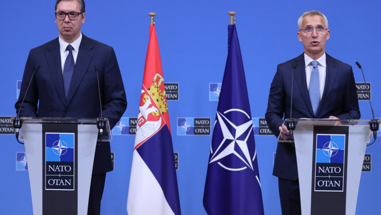 NATO anunta ca va aduce noi trupe in Kosovo daca tensiunile cu Serbia se agraveaza Imagine