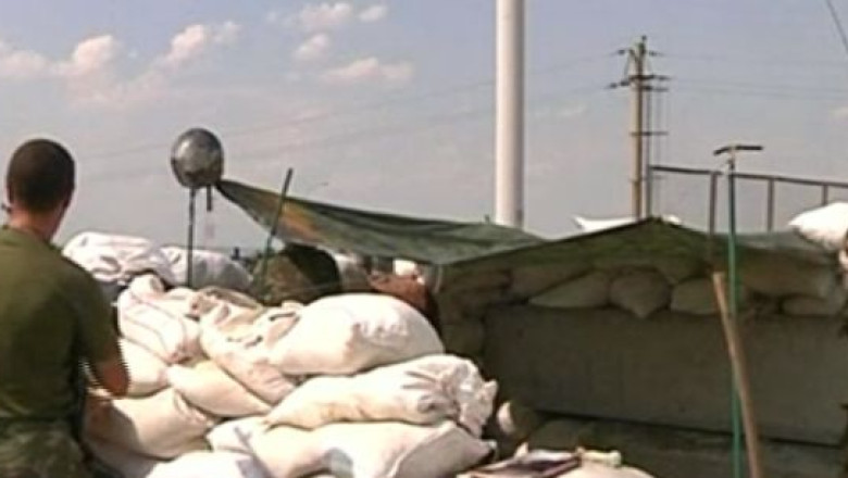 NATO: Rusia ar putea trimite trupe in Ucraina Imagine