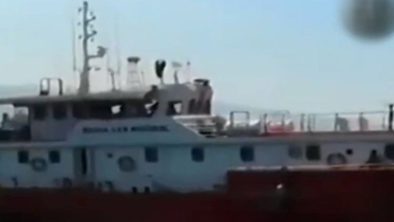 Naufragiu produs in largul Malaeziei: 66 de persoane sunt date disparute Imagine