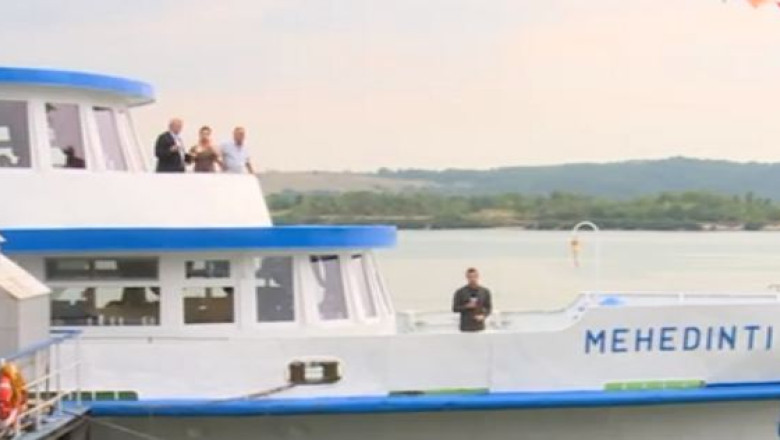 Nava de croaziera Mehedinti a fost relansata pe Dunare Imagine
