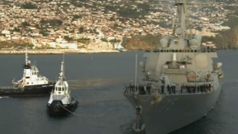 Nava de razboi USS Donald Cook soseste joi in Marea Neagra Imagine
