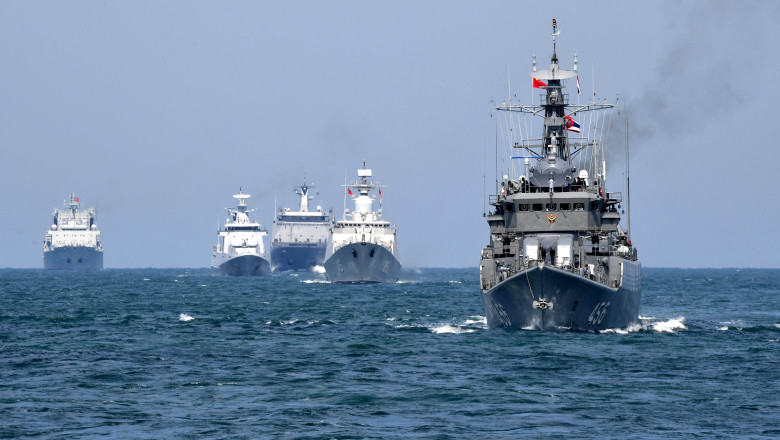 Nave chineze au sosit la Vladivostok pentru exercitii comune cu Rusia. Cum arata piesele de rezistenta din flota lui Xi Jinping Imagine