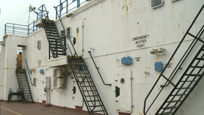 Navele-fantoma ale Romaniei. Singurele doua feriboturi ruginesc la cheu din 2008 Imagine